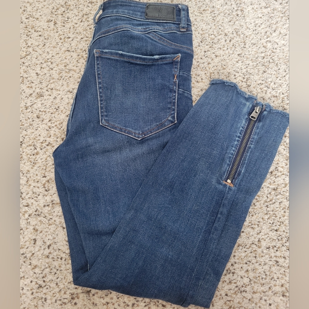 EXPRESS Perfect Lift Ankle Jean Leggings